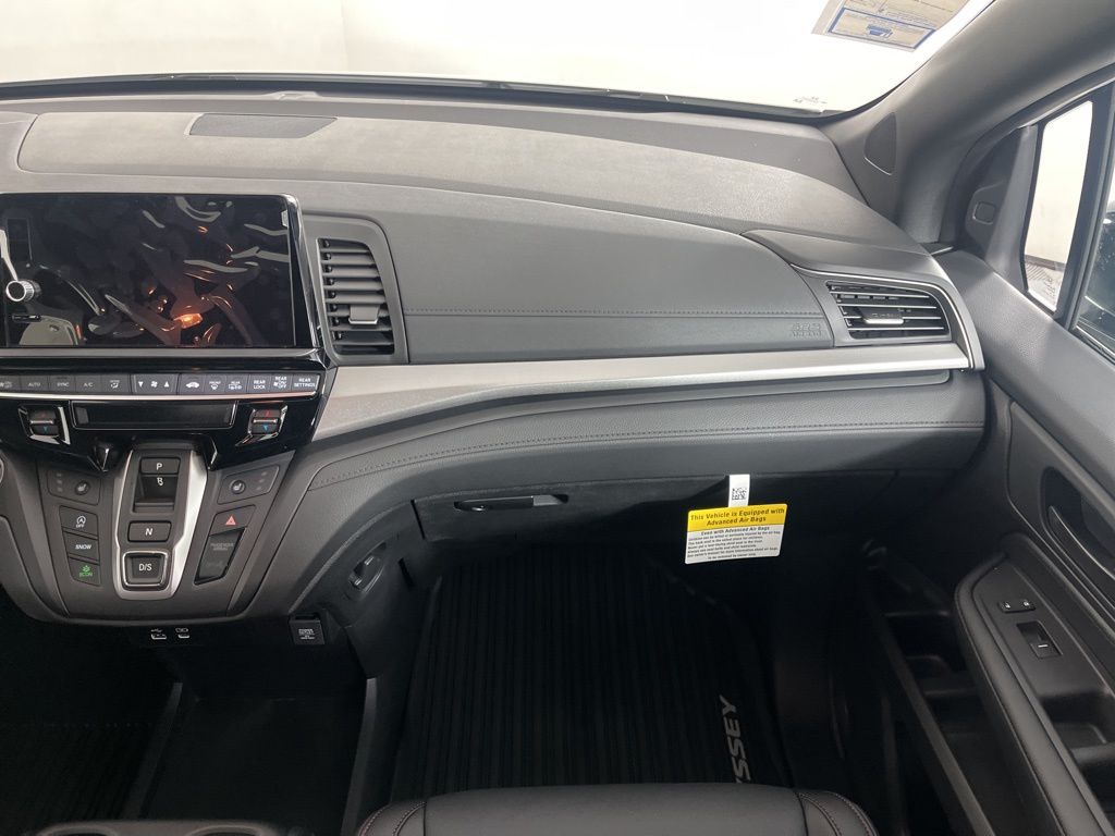 2025 Honda Odyssey Sport 14
