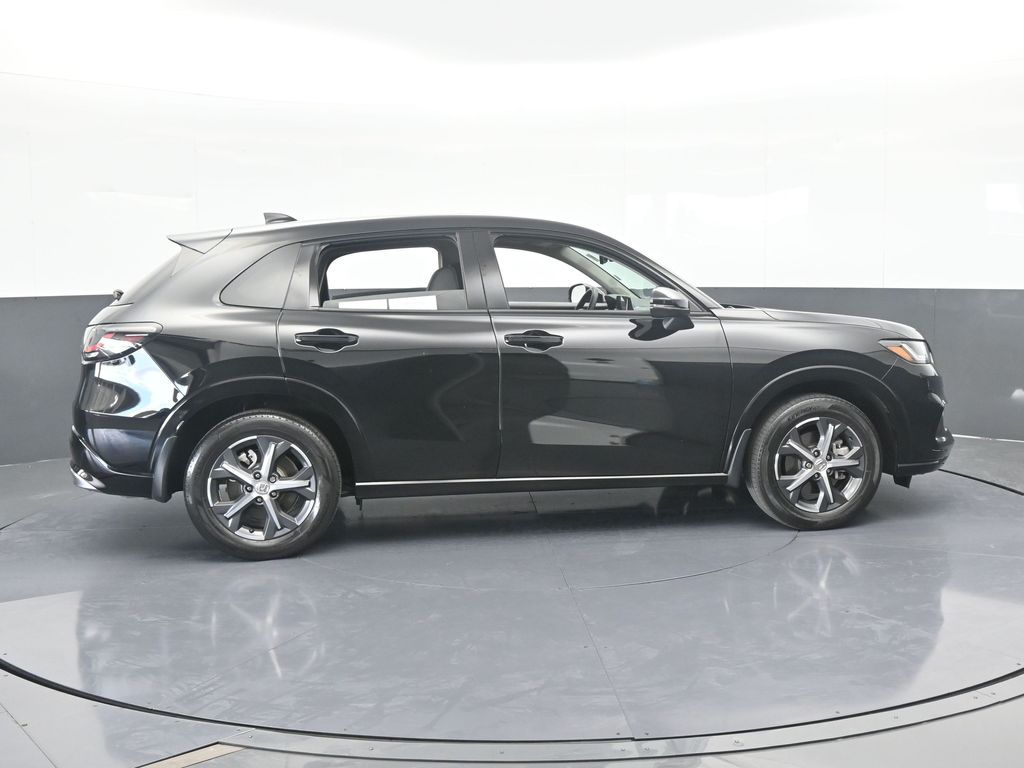 Used 2023 Black Honda EX-L image 7