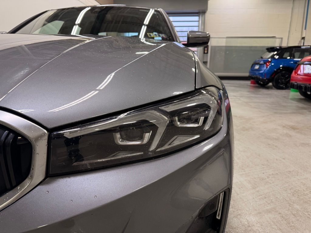 Thumbnail: 2023 BMW 3 Series - 9