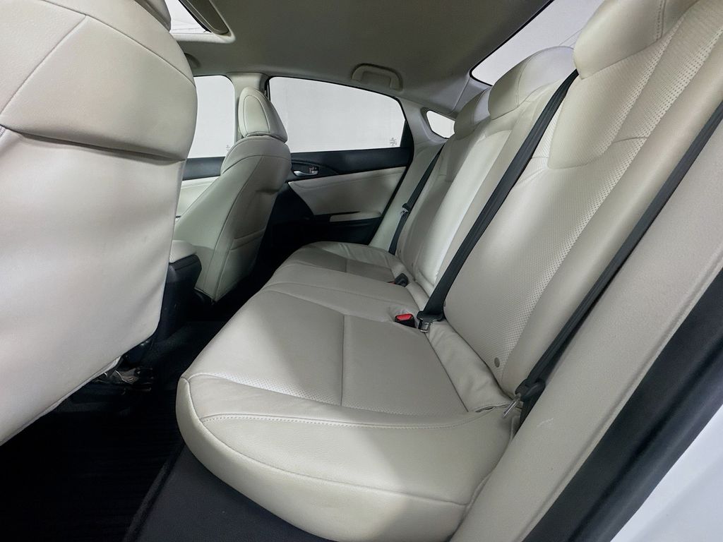 Used Car 2019 Honda Insight  Touring For Sale Under $20,000 In Austin, Texas