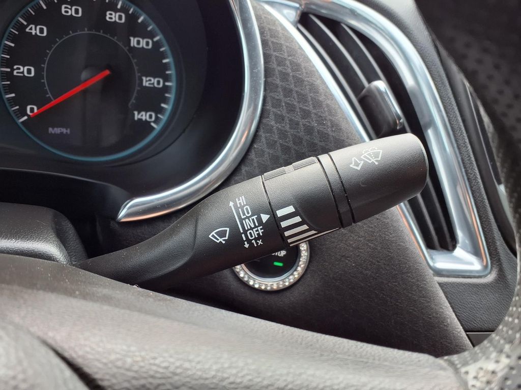 2020 Chevrolet Malibu LT Silver at Legacy Ford