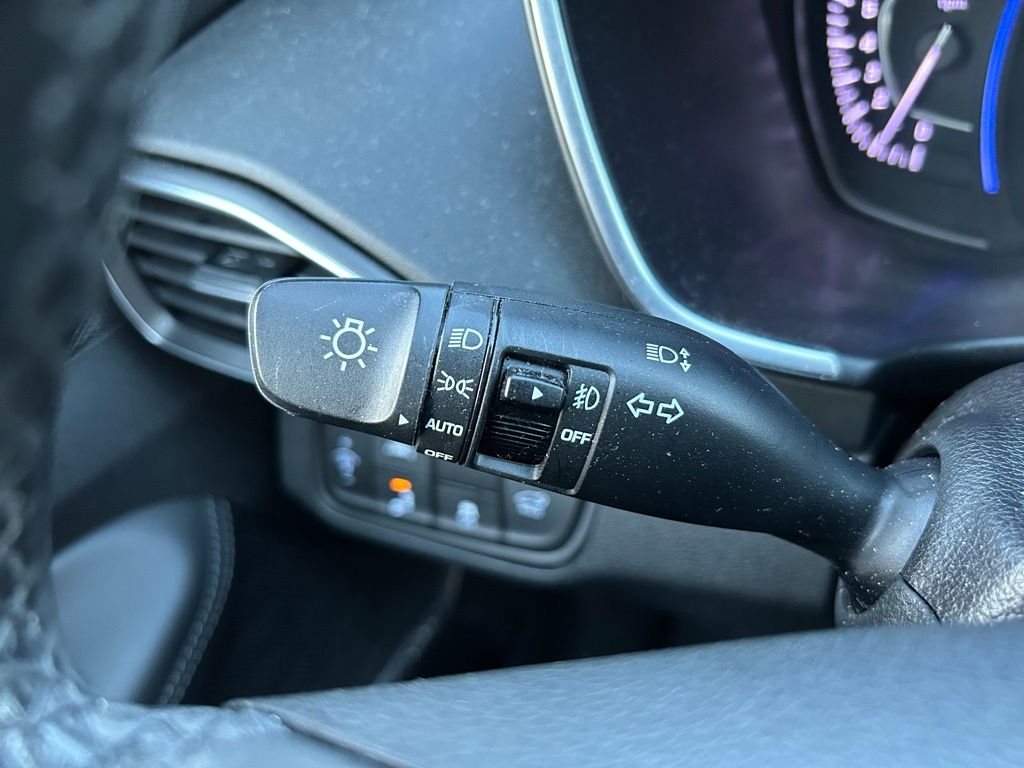Thumbnail: 2020 Hyundai Santa Fe - 23