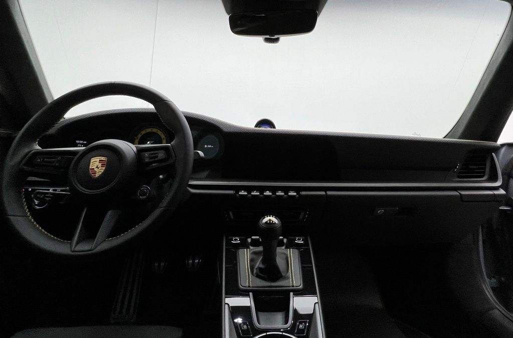 Thumbnail: 2024 Porsche 911 - 6