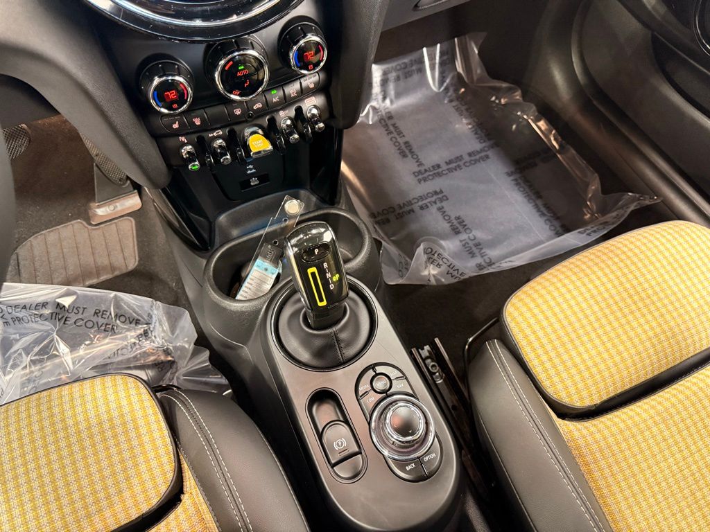 Thumbnail: 2023 MINI Cooper - 20