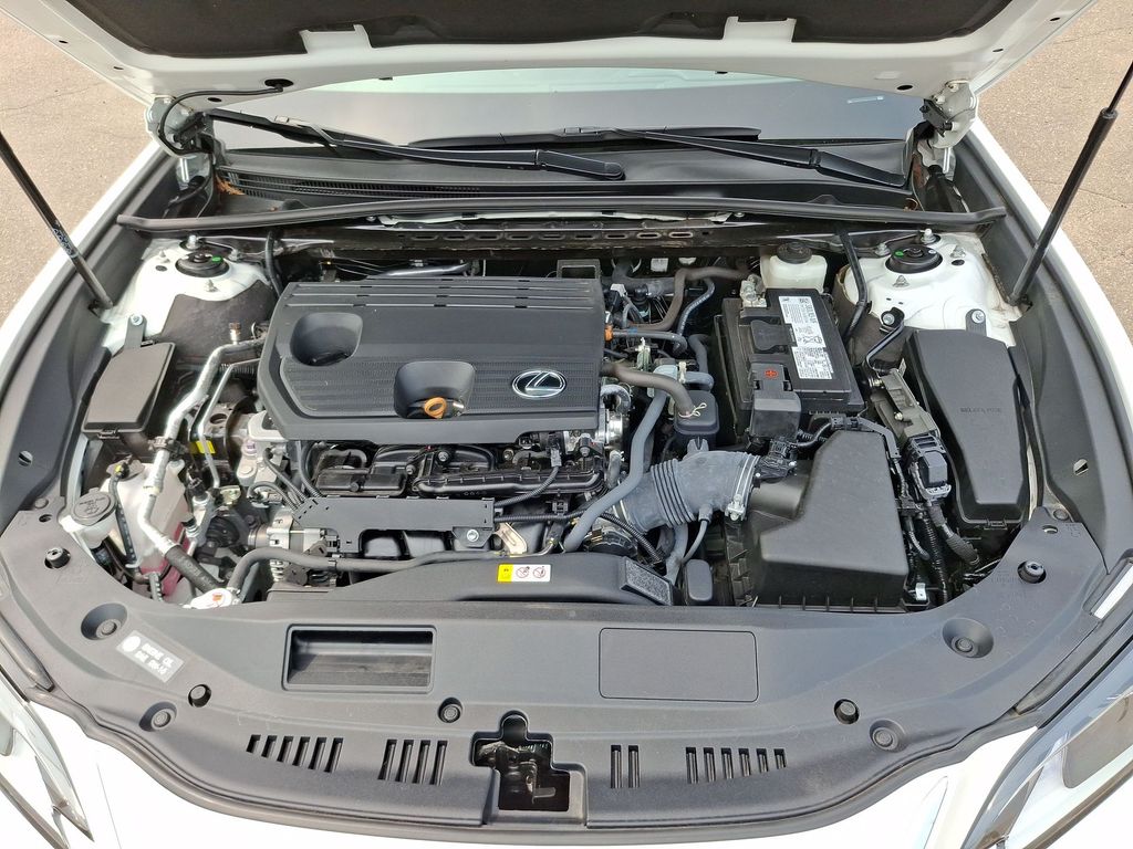 Used 2022 Lexus ES Sedan