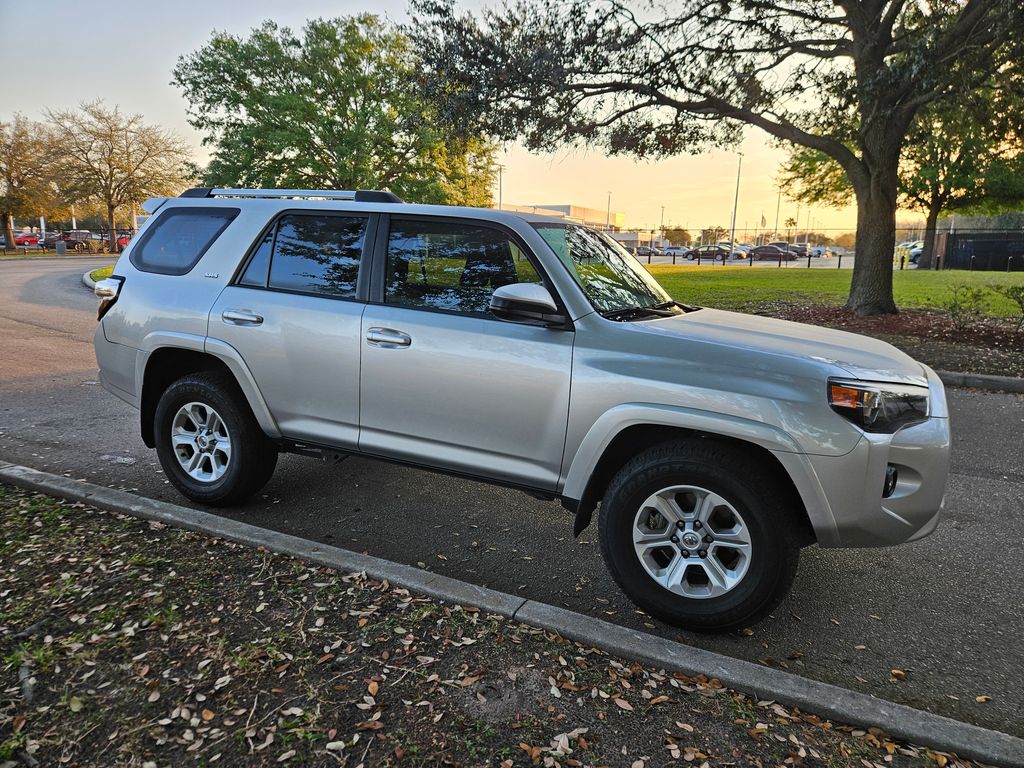 2023 Toyota 4Runner SR5 7