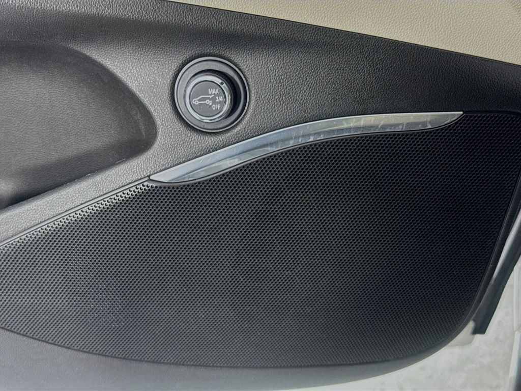 Used Car 2018 Buick Enclave  Essence For Sale Under $20,000 In Austin, Texas