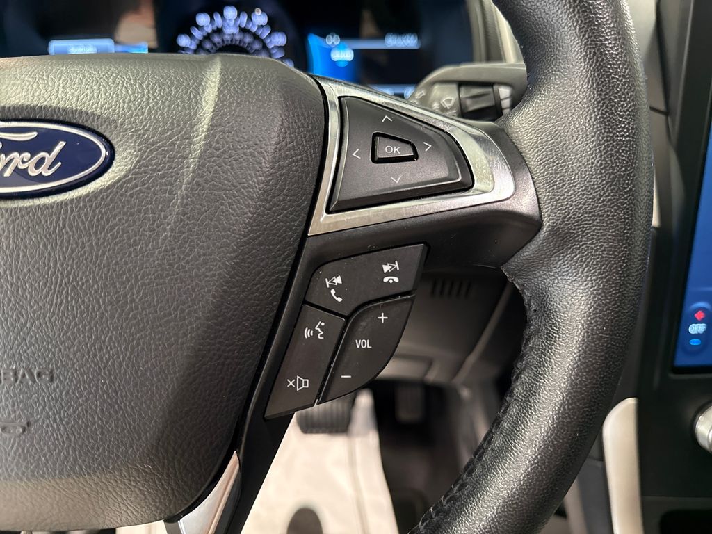 2024 Ford Edge SEL - Image 4