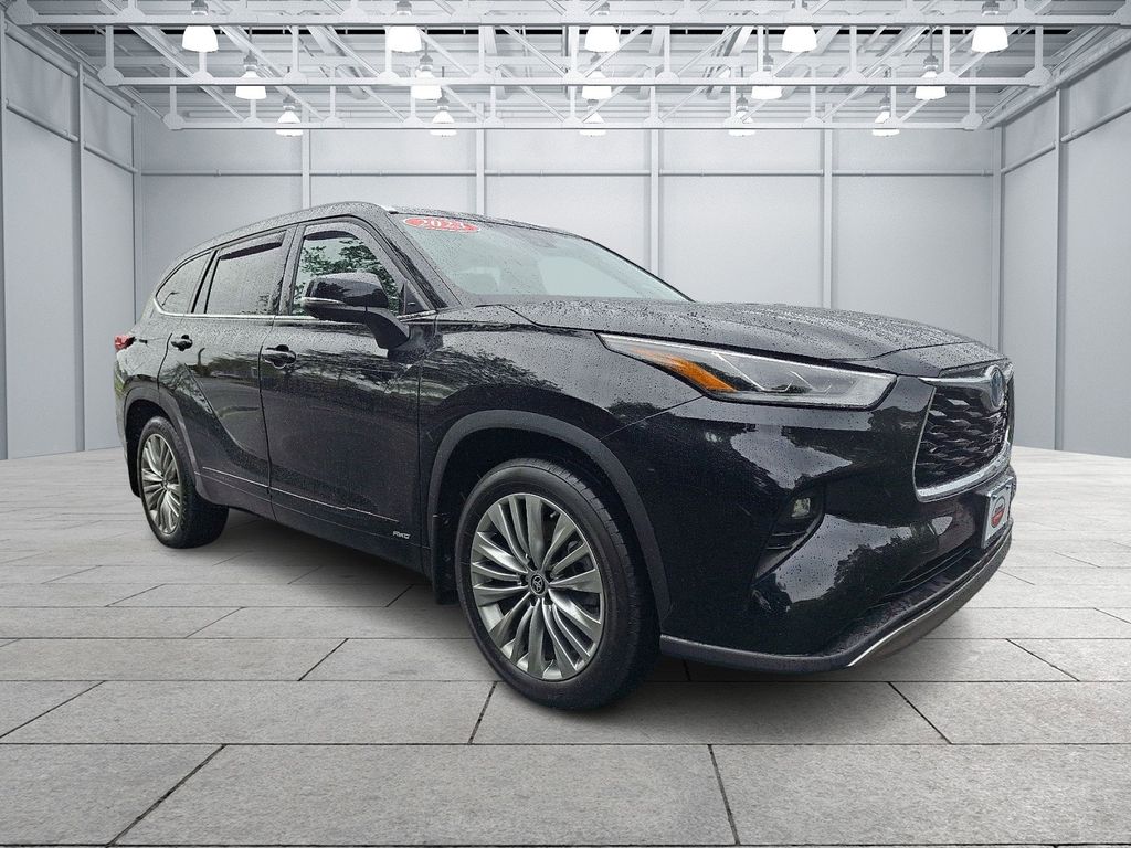 2023 Toyota Highlander Platinum 3