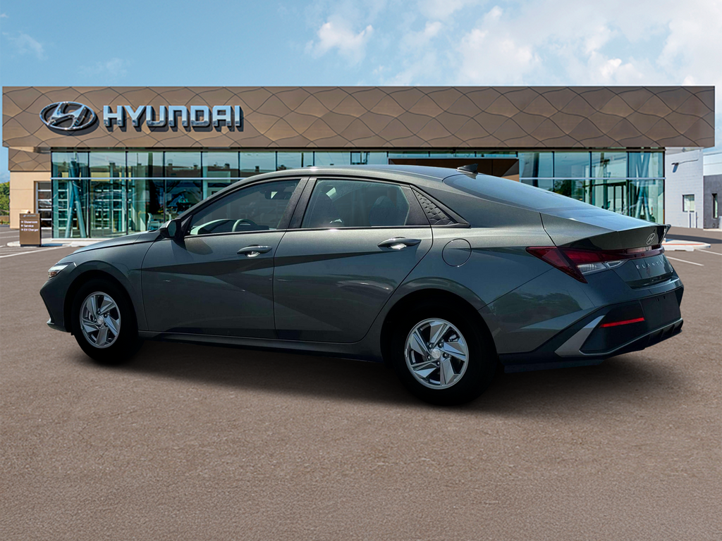 Thumbnail: 2025 Hyundai Elantra - 4