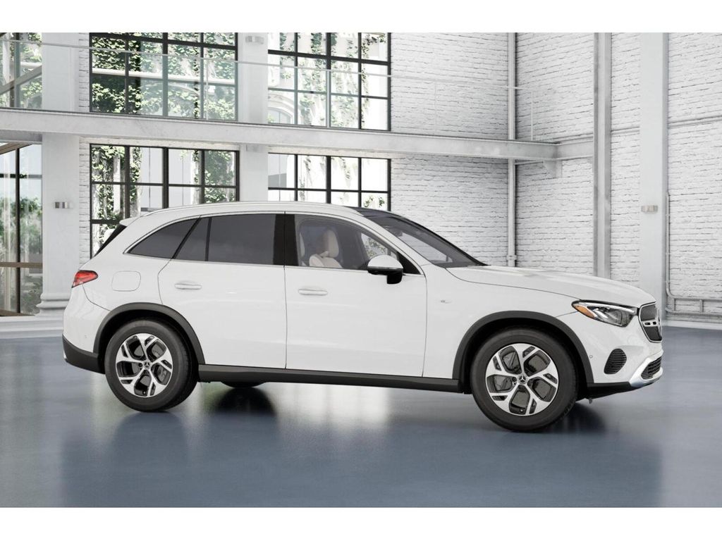 2025 Mercedes-Benz GLC 350 14