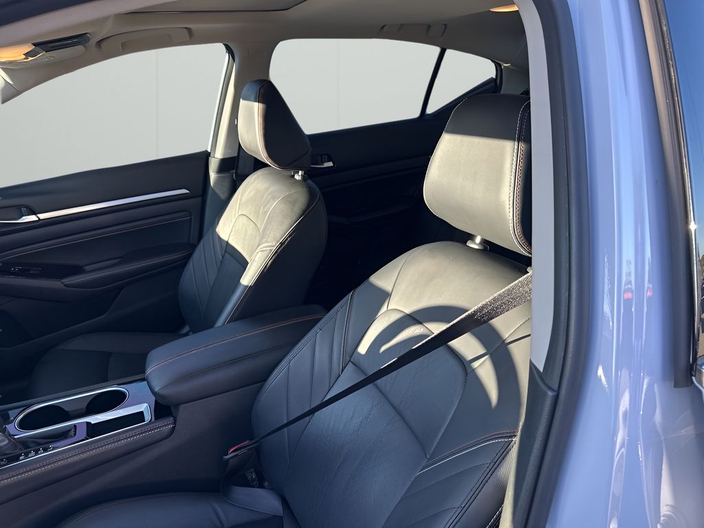 Used Car 2023 Nissan Altima  2.5 Sr For Sale Under $25,000 In Austin, Texas