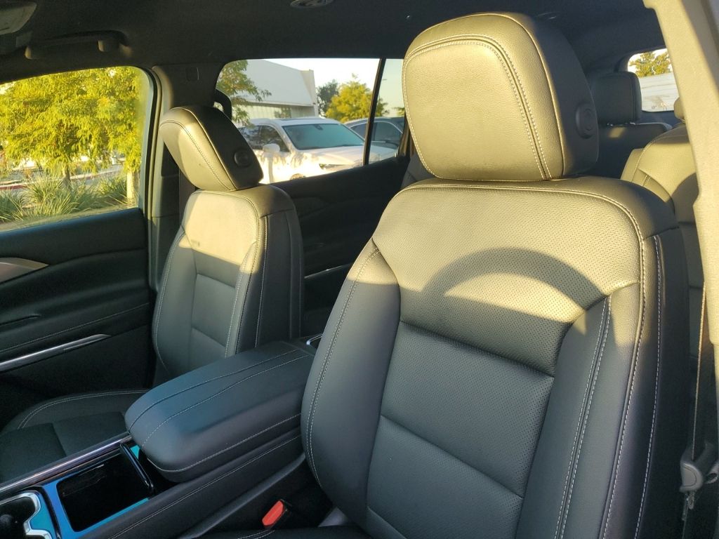 Used Car 2024 Chevrolet Traverse  Lt For Sale Under $40,000 In Austin, Texas