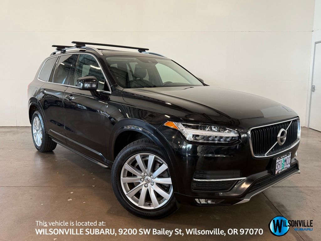 2016 Volvo XC90 T6 Momentum AWD