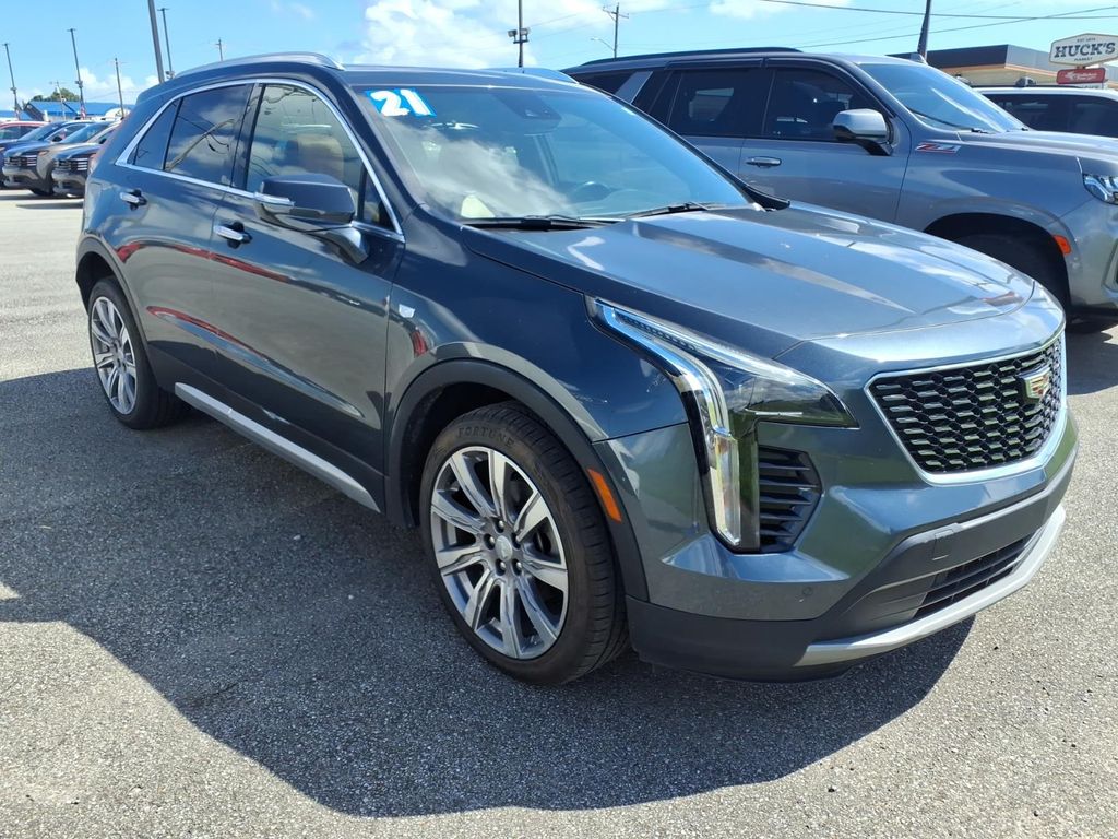 2021 Cadillac XT4 Premium Luxury FWD