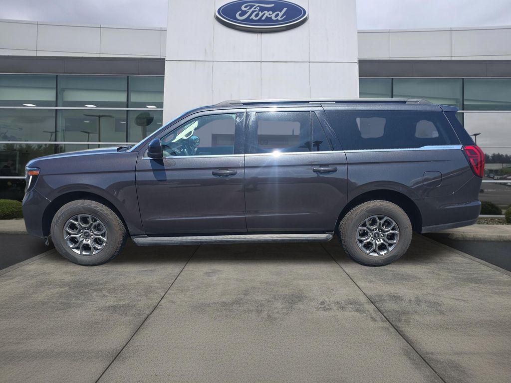2025 Ford Expedition MAX Active 4WD