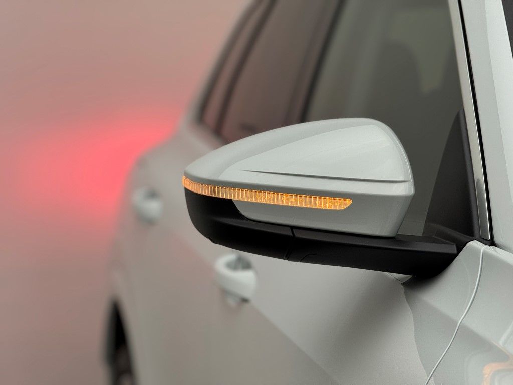 Thumbnail: 2025 Audi Q5 - 4