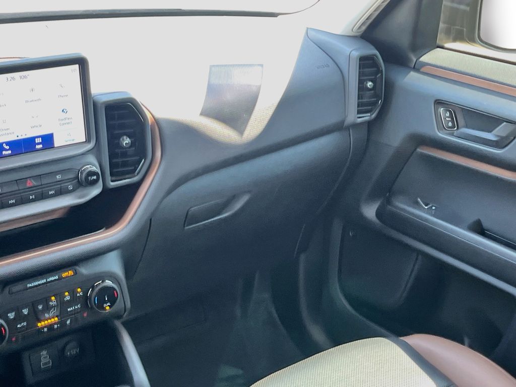 Used 2024 Gray Ford Badlands image 23