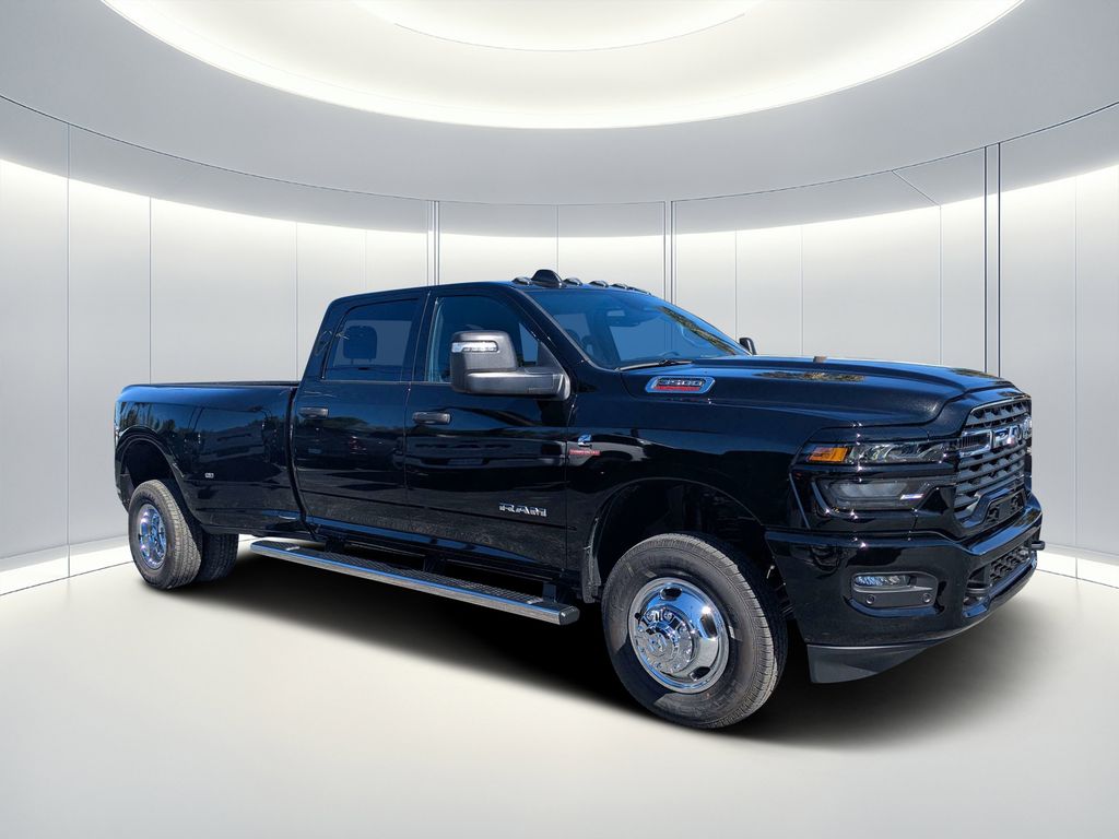 2026 RAM 3500 Big Horn Crew Cab LB DRW 4WD