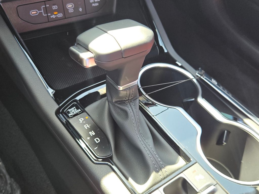 2026 Kia K5 - $30,981