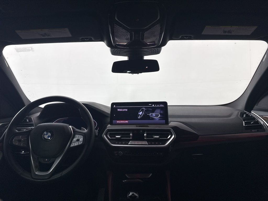 Thumbnail: 2024 BMW X4 - 10