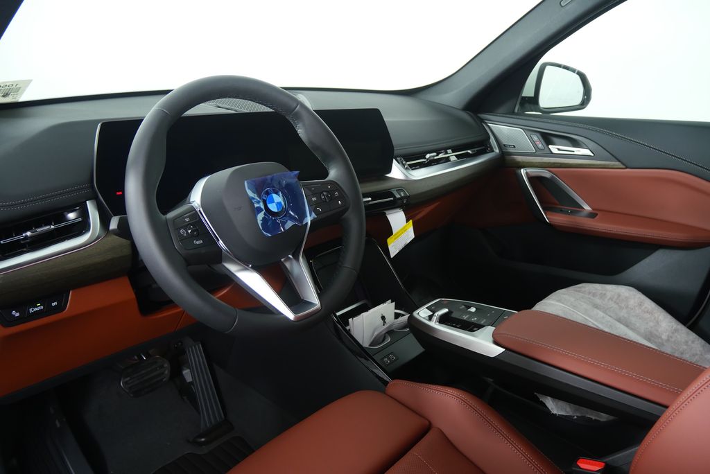 Thumbnail: 2026 BMW X1 - 13