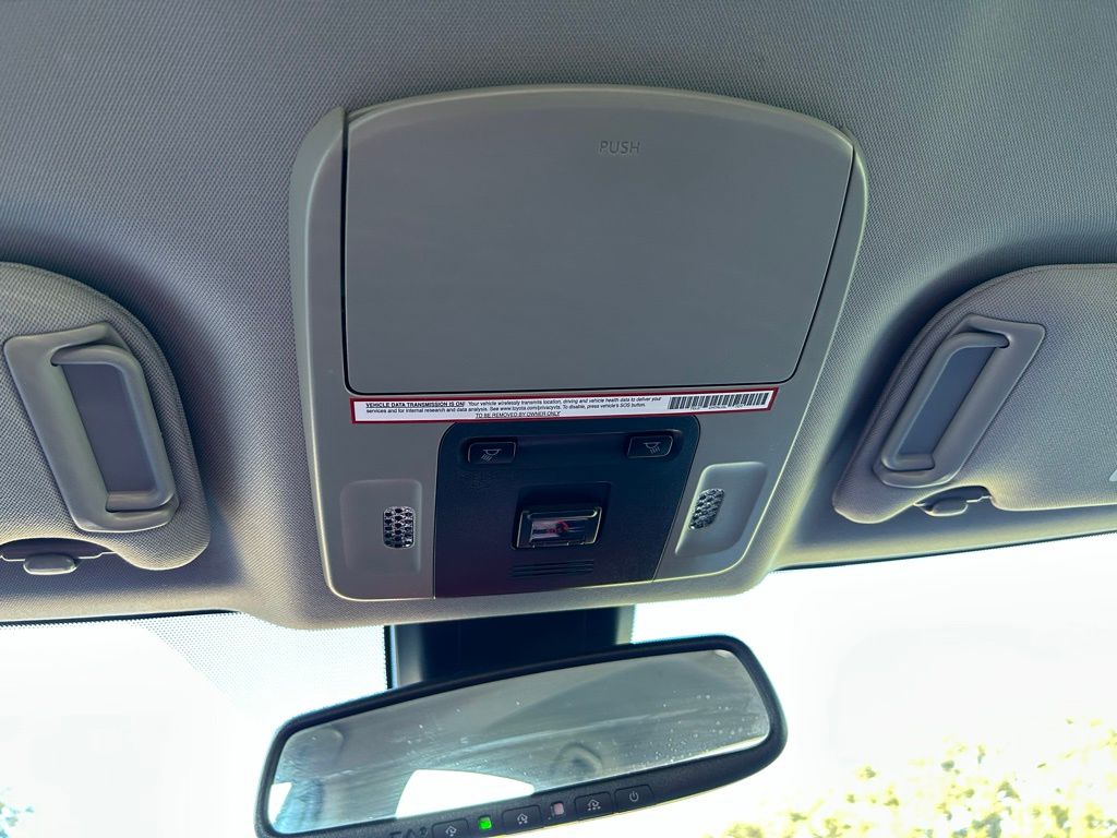 Thumbnail: 2021 Toyota Camry - 29