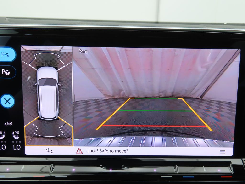 Thumbnail: 2025 Volkswagen Atlas - 15