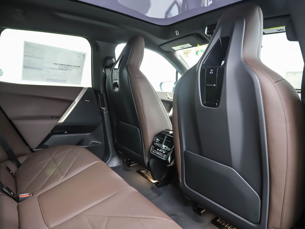 Thumbnail: 2026 BMW iX - 26