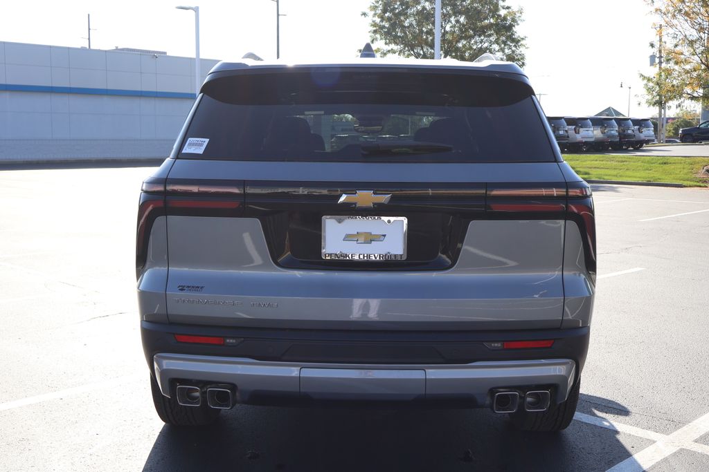 Thumbnail: 2026 Chevrolet Traverse - 6