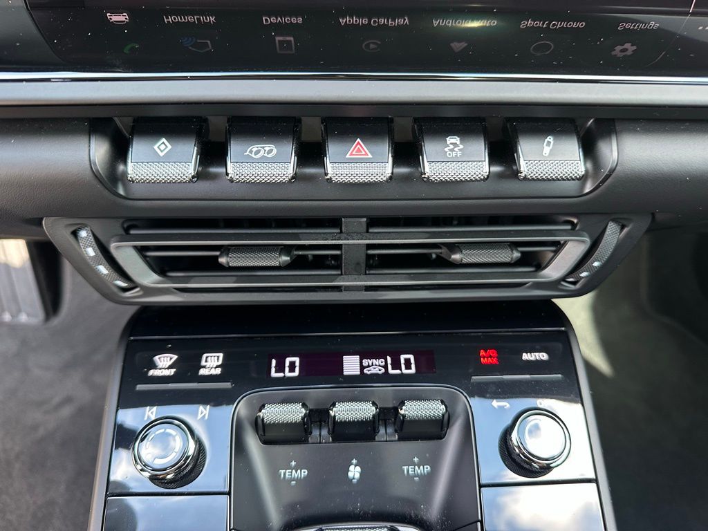 Thumbnail: 2024 Porsche 911 - 24