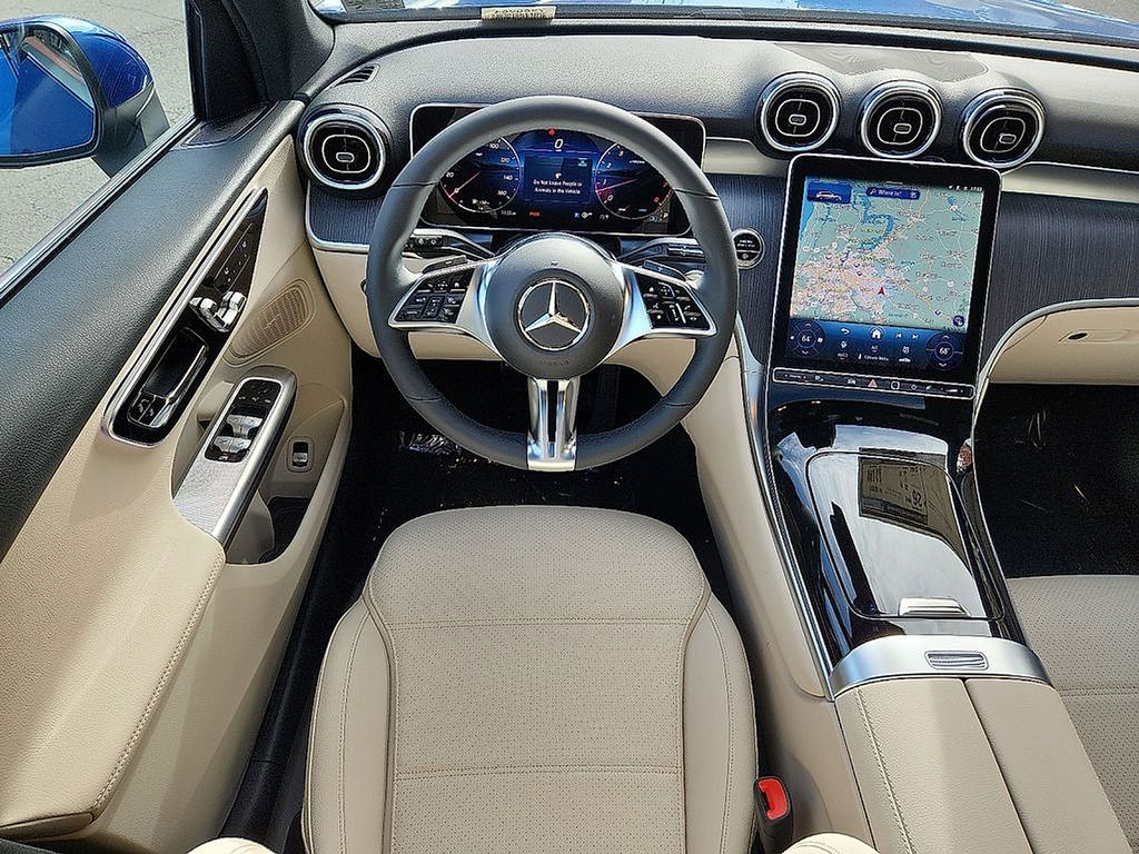 Thumbnail: 2026 Mercedes-Benz GLC - 7