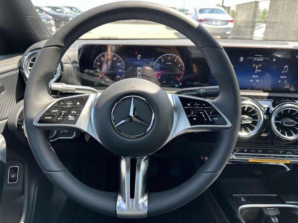 2025 Mercedes-Benz CLA 250 9