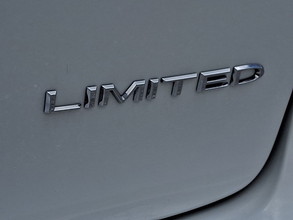 2023 Chrysler Pacifica Limited White at Klick Lewis Buick Chevrolet