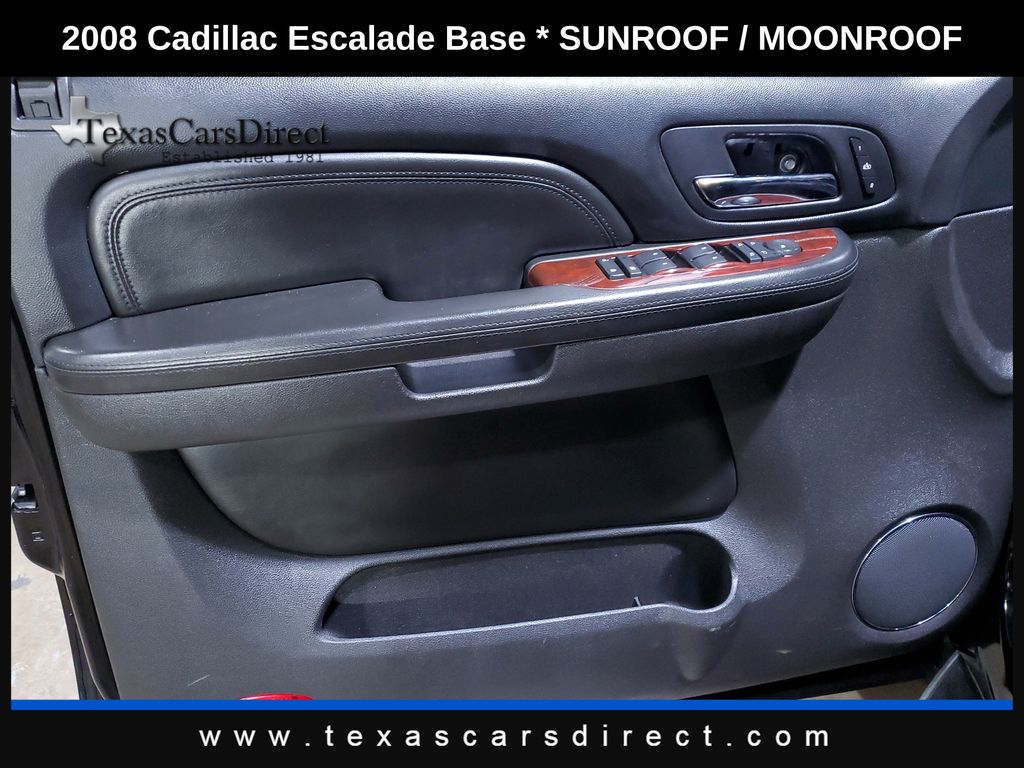 2008 Cadillac Escalade photo