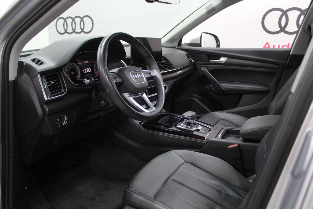 Thumbnail: 2022 Audi Q5 - 10