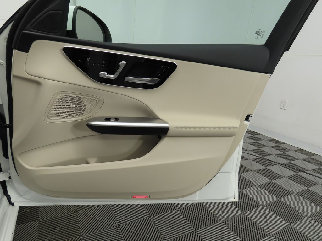 Thumbnail: 2025 Mercedes-Benz C-Class - 23