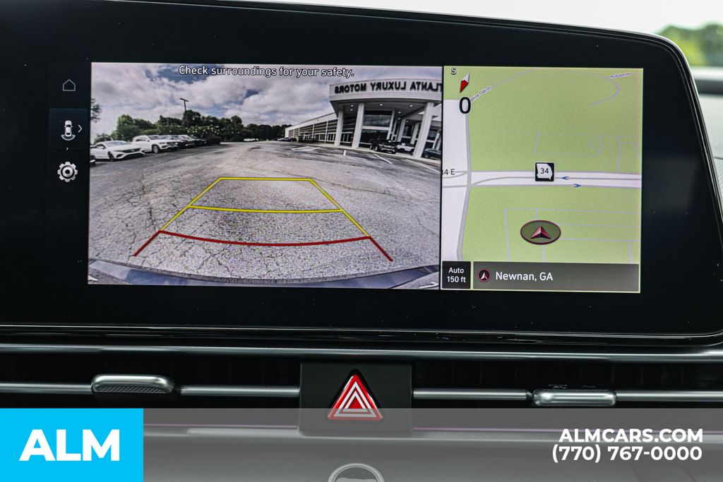 Used 2024 Black Hyundai SEL image 34
