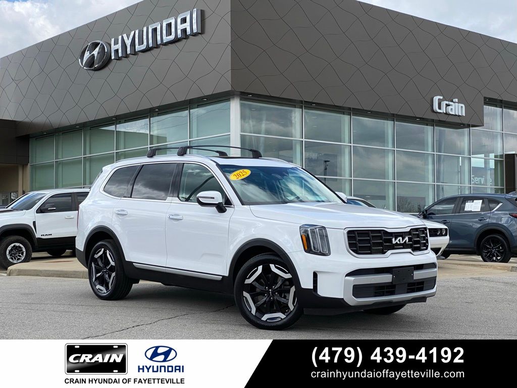 Glacial White Pearl 2025 Kia Telluride S AWD SUV / Crossover All-Wheel Drive 8-Speed Automatic