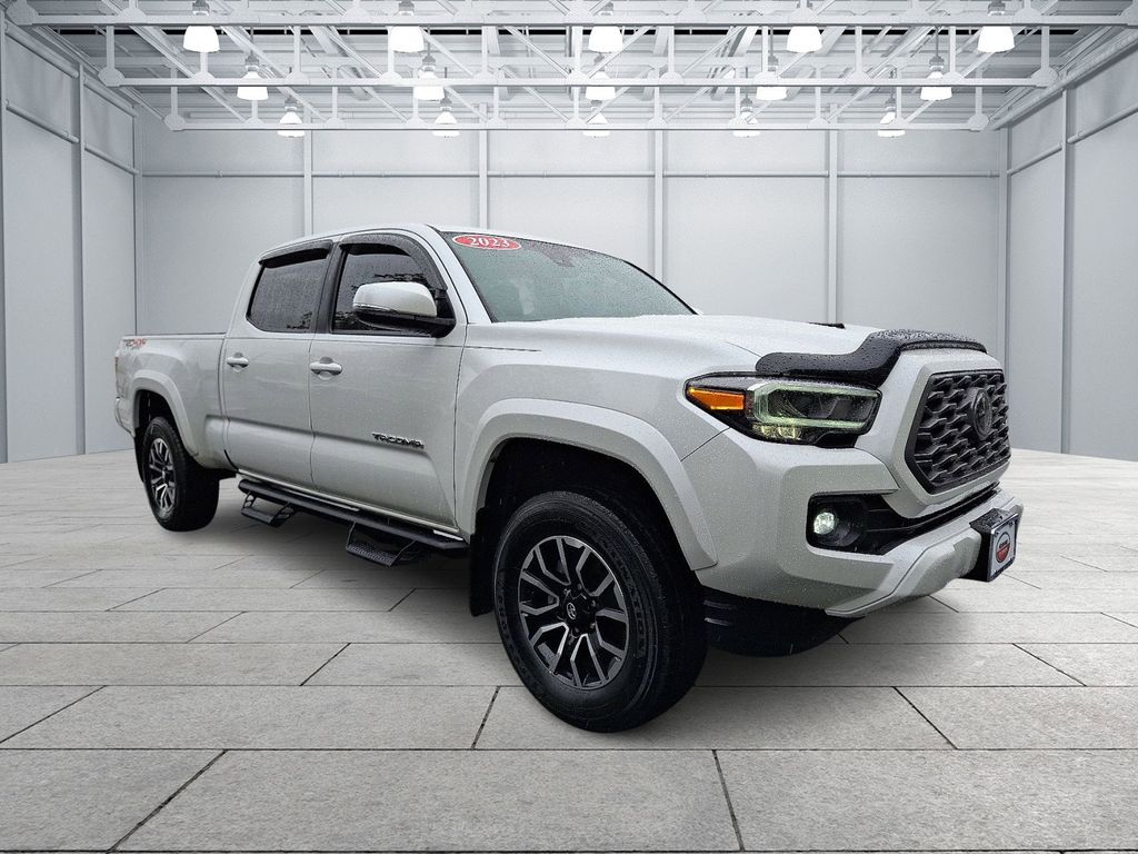 2023 Toyota Tacoma TRD Sport 3