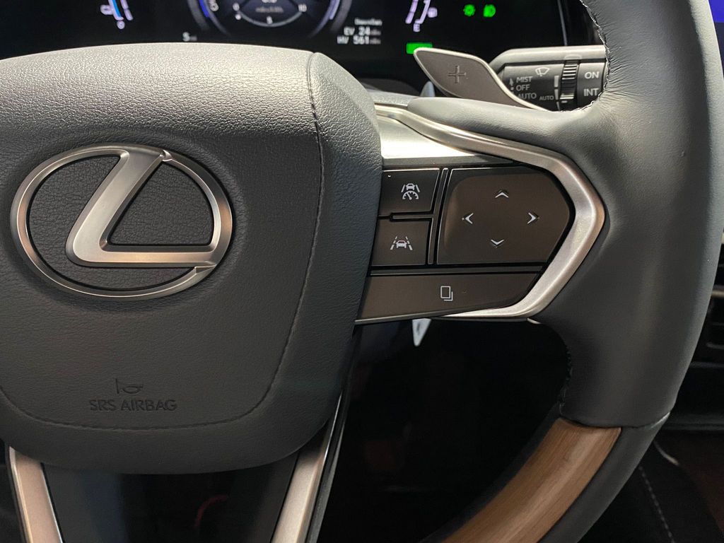 Thumbnail: 2026 Lexus RX - 17