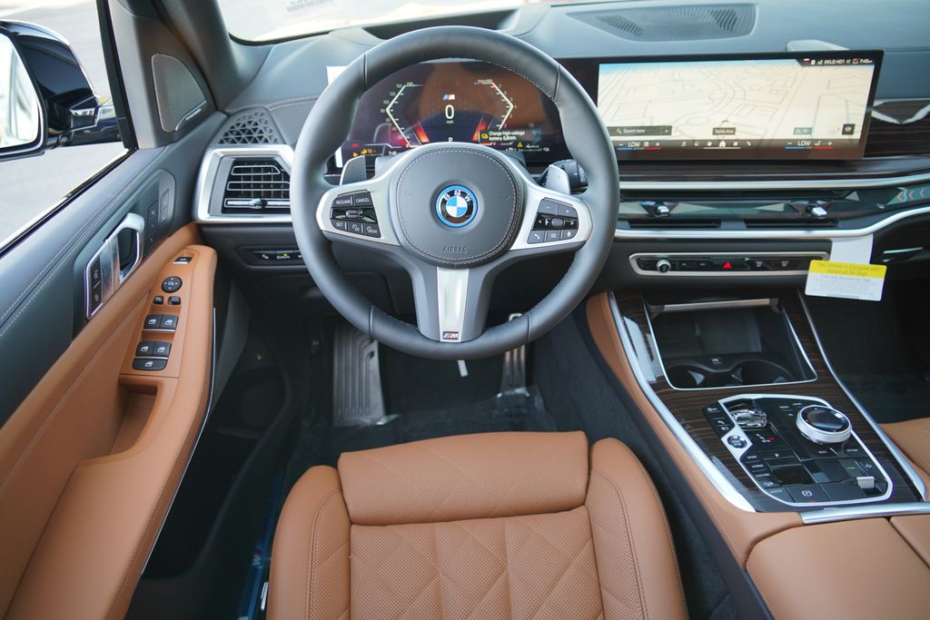 Thumbnail: 2026 BMW X5 - 16