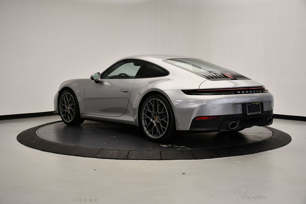 Thumbnail: 2026 Porsche 911 - 3
