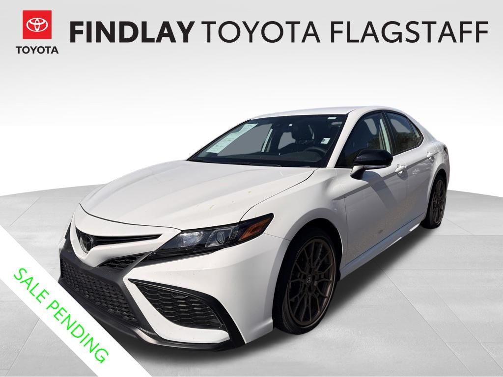 2024 Toyota Camry SE Nightshade FWD