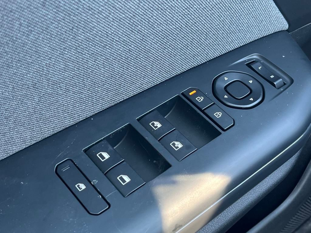 2025 Kia K4 EX photo