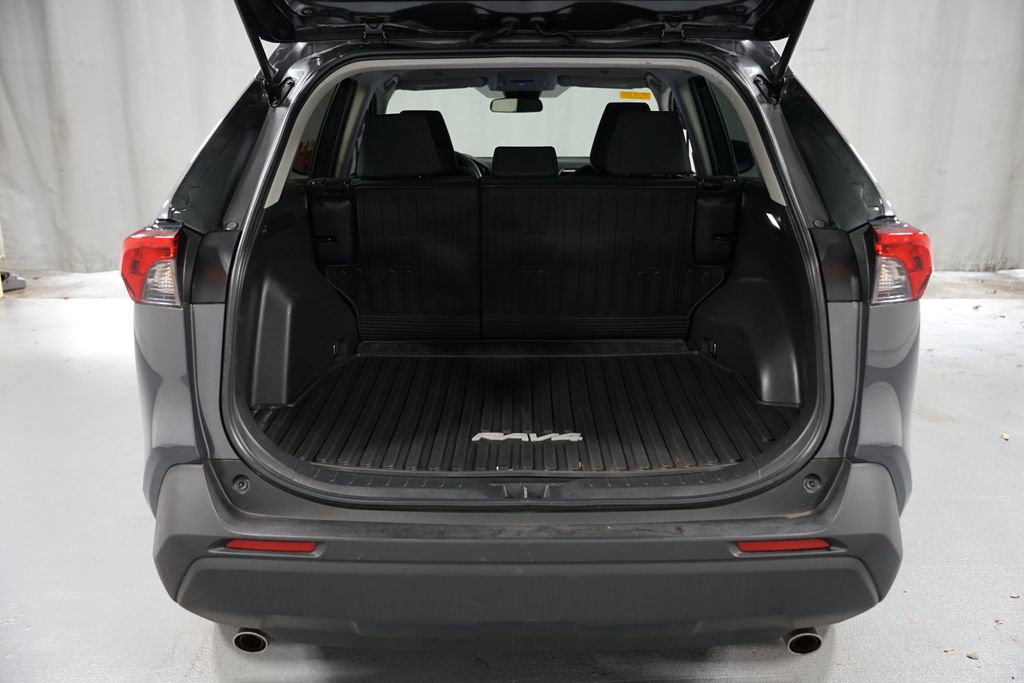 Thumbnail: 2024 Toyota RAV4 - 32