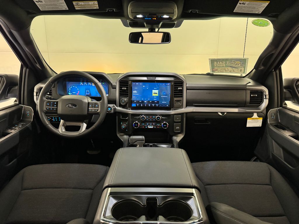 New 2026 White Ford XLT image 4