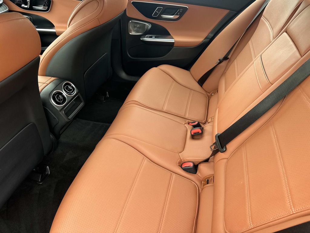 Thumbnail: 2025 Mercedes-Benz C-Class - 25