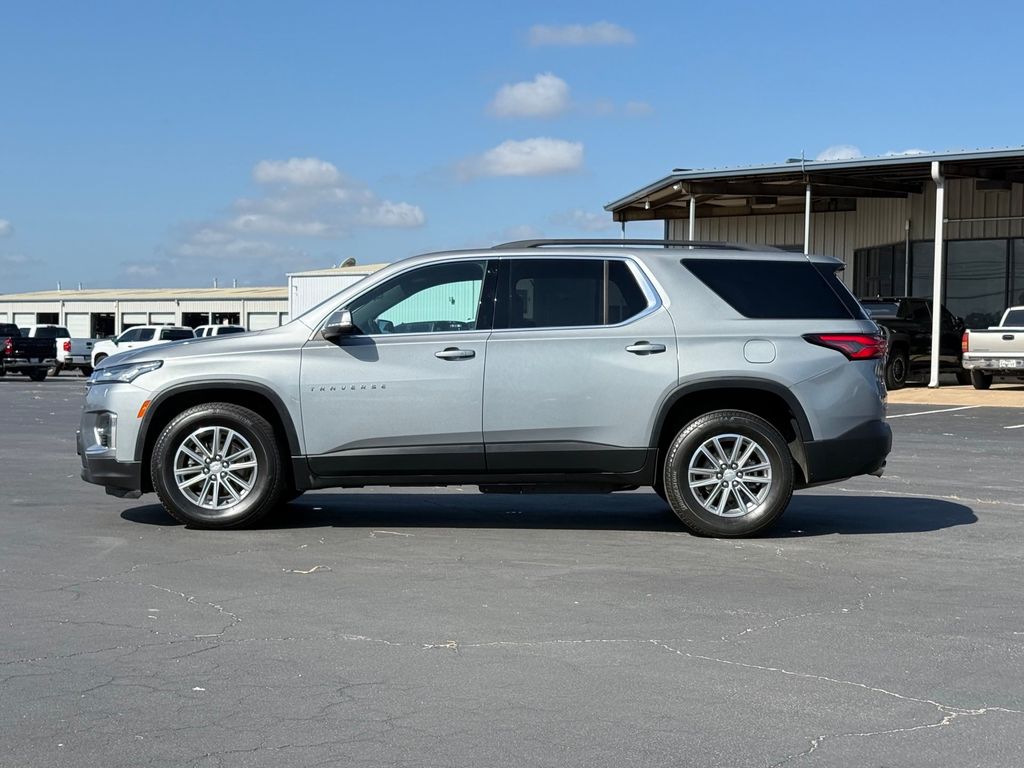 2023 Chevrolet Traverse LT