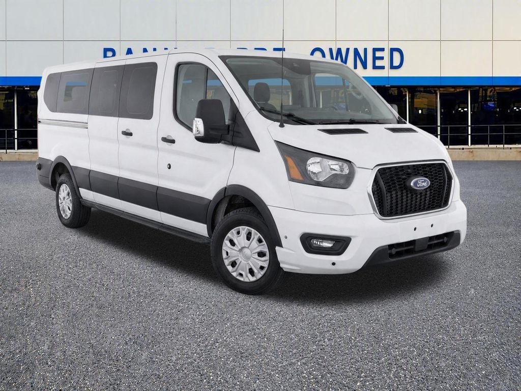 2024 Ford Transit Passenger 350 XLT Low Roof LB RWD